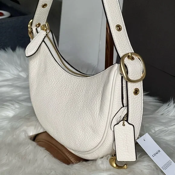 CC439 - Coach Luna Shoulder Bag - Picture 8 of 13